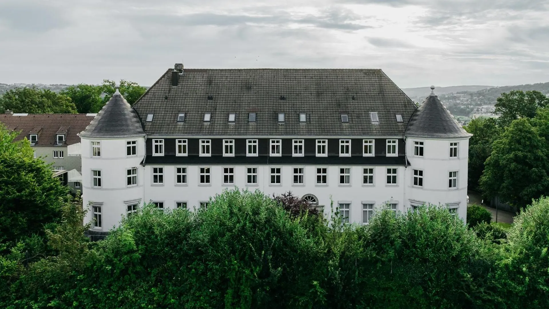 2 Zentrale Hotels nahe Bergisch Land Wuppertal im Check